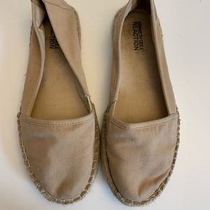 Kenneth Cole tan espadrille